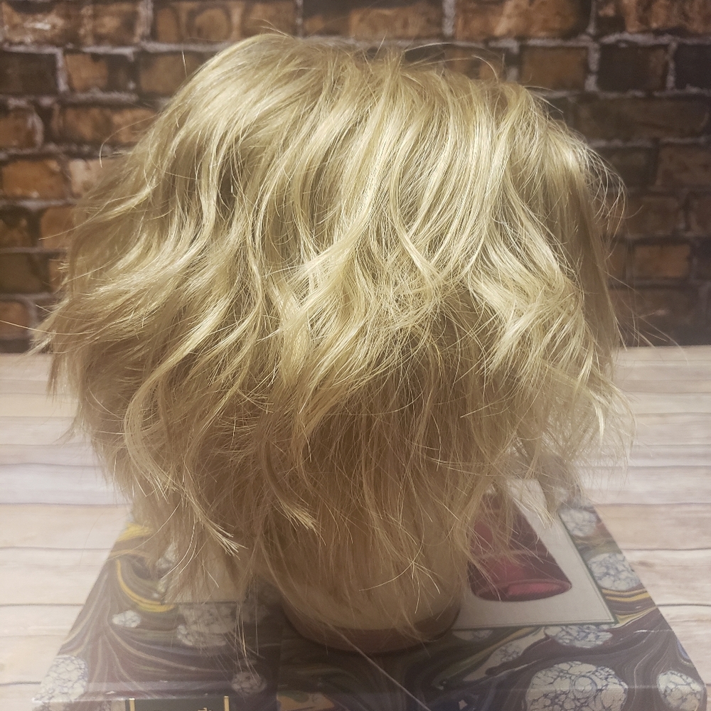 SOLD!!! Preston by Estetica